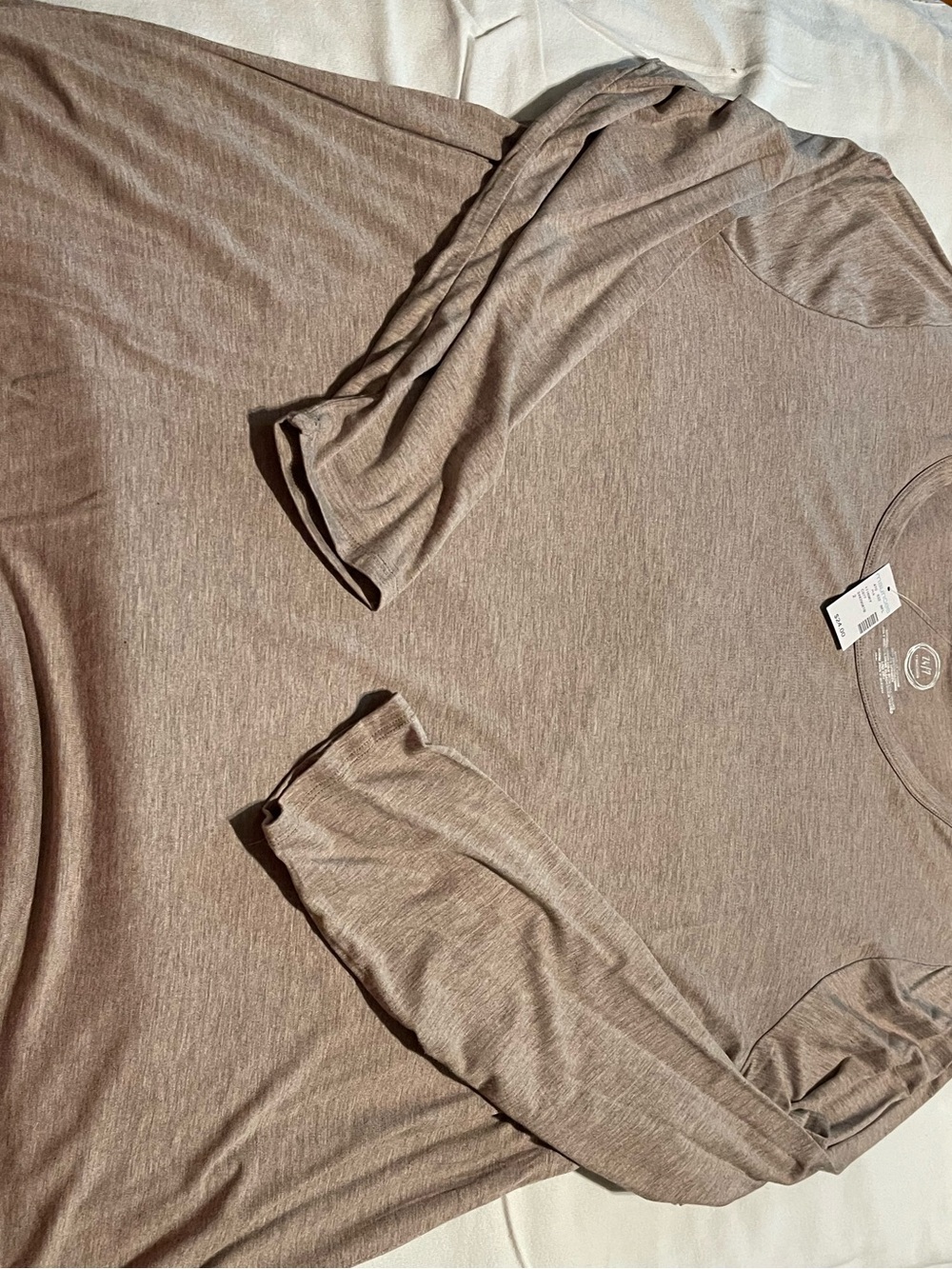 Maurices Heathered Taupe Scoop Neck Long Sleeve Tee
